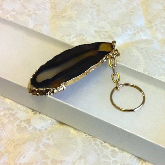 Vintage Gemstone Keychain Elegant Gold Tone Metal Pendant - Picture 2 of 8